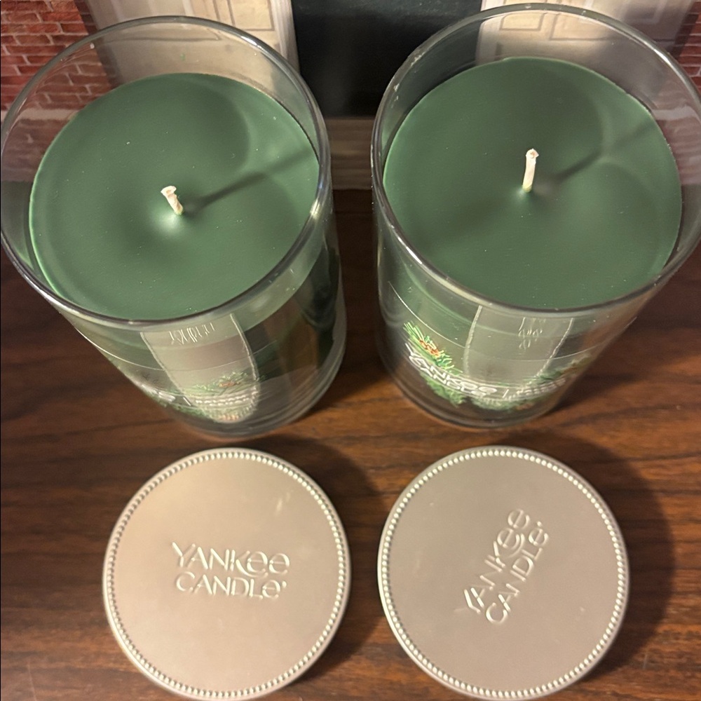 Yankee Candle Balsam & Cedar Medium Duo! - Picture 3 of 4